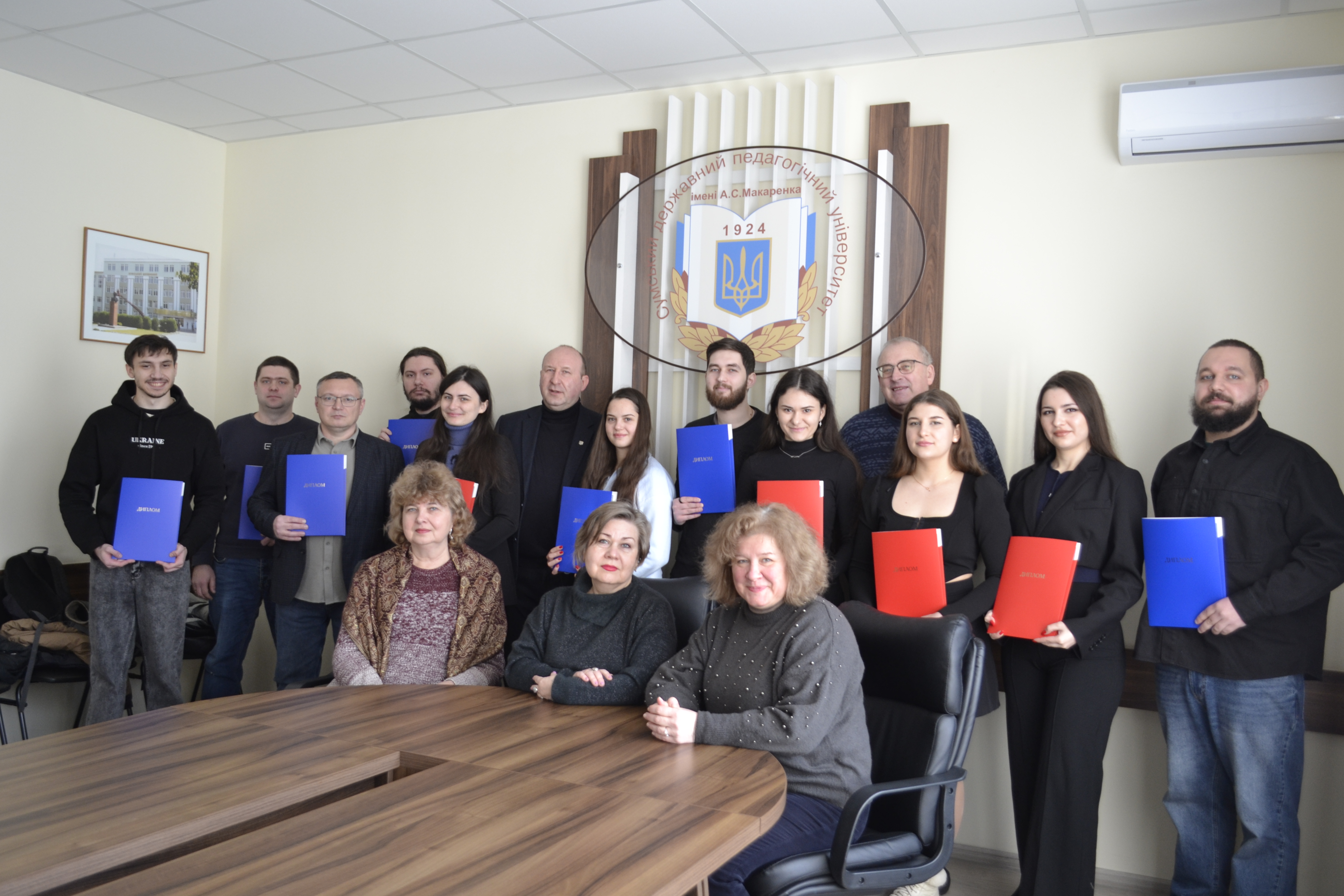 🎓 Урочисте вручення дипломів магістрам Фізико-математичного факультету